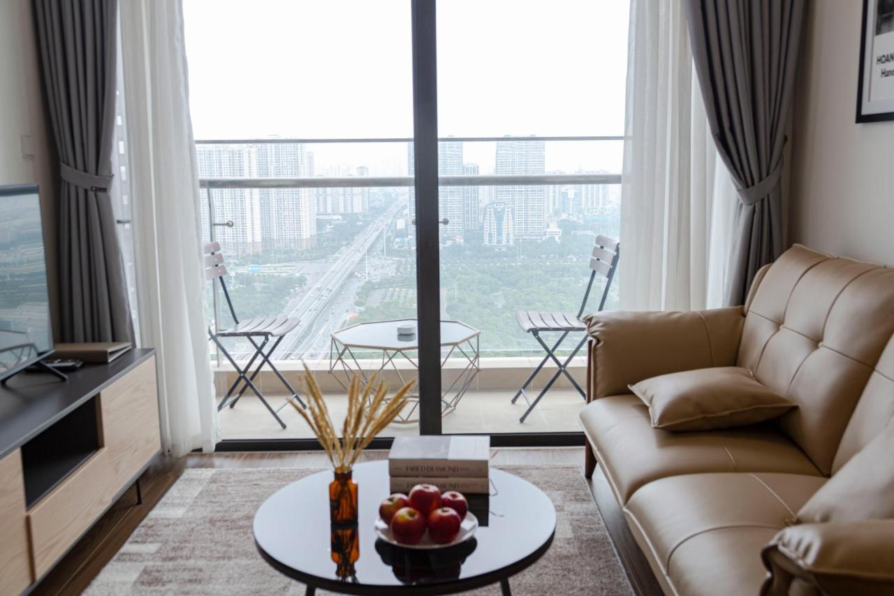 Aspaces Serviced Apartments - Vinhomes West Point ハノイ市 エクステリア 写真