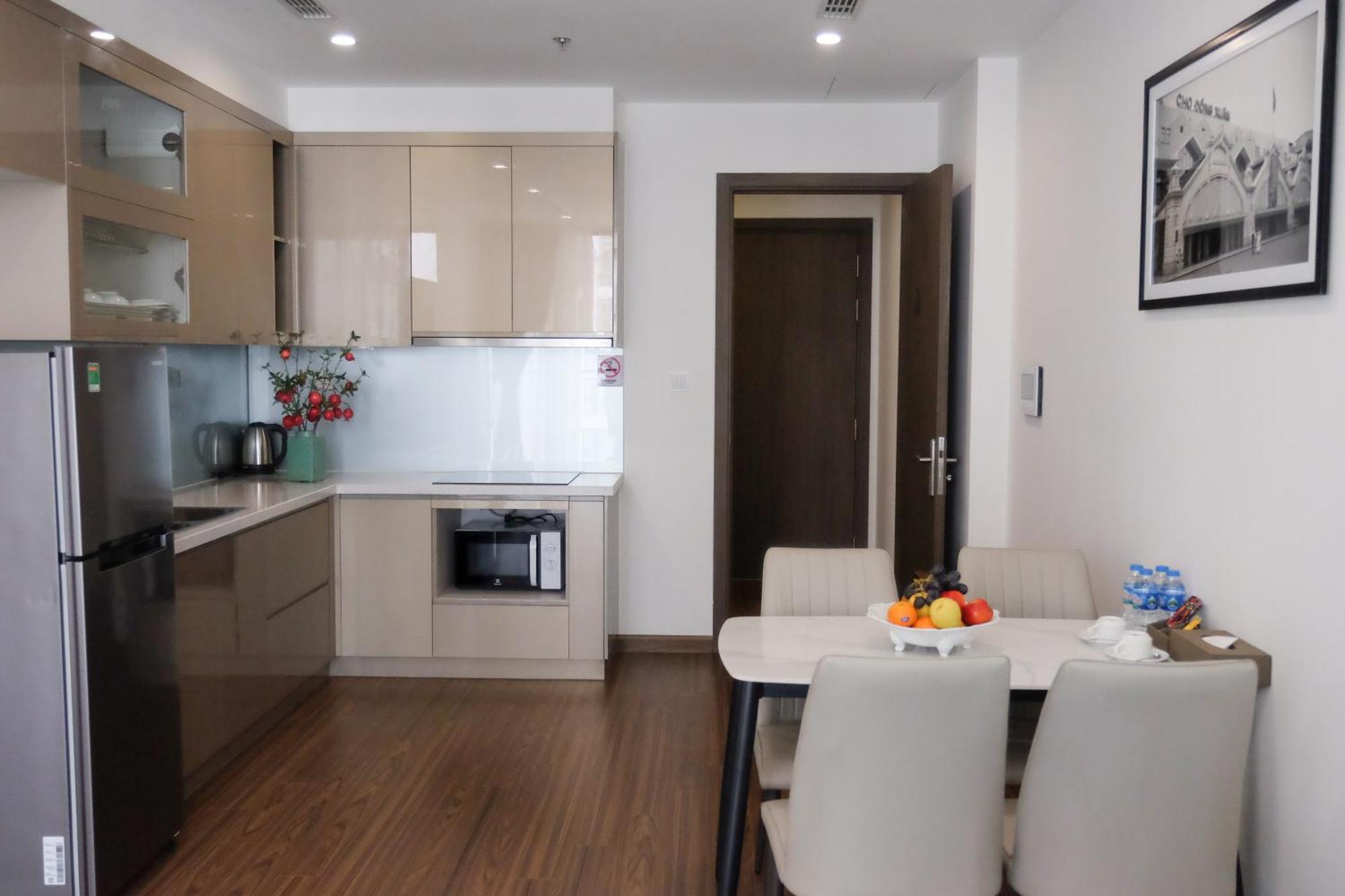Aspaces Serviced Apartments - Vinhomes West Point ハノイ市 エクステリア 写真